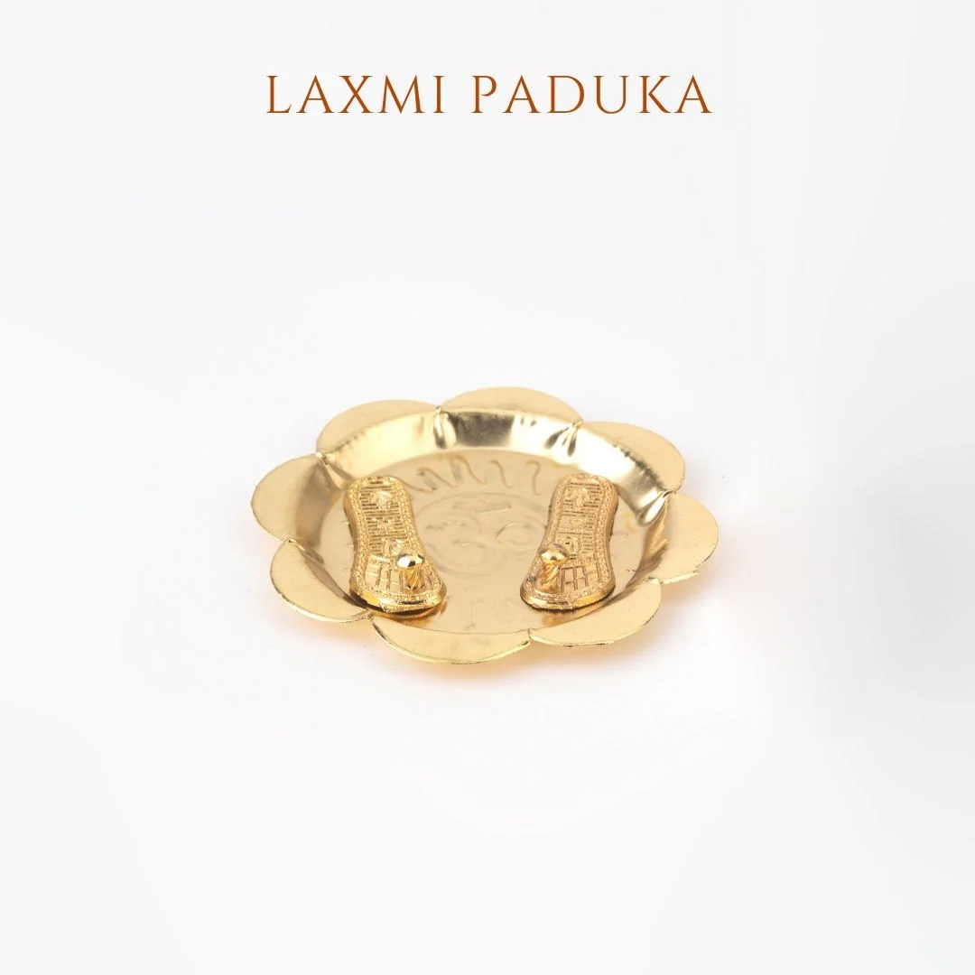 Shree Maa Laxmi Charan Paduka With Plate – 7 Cms (1 Pc) - Image 3